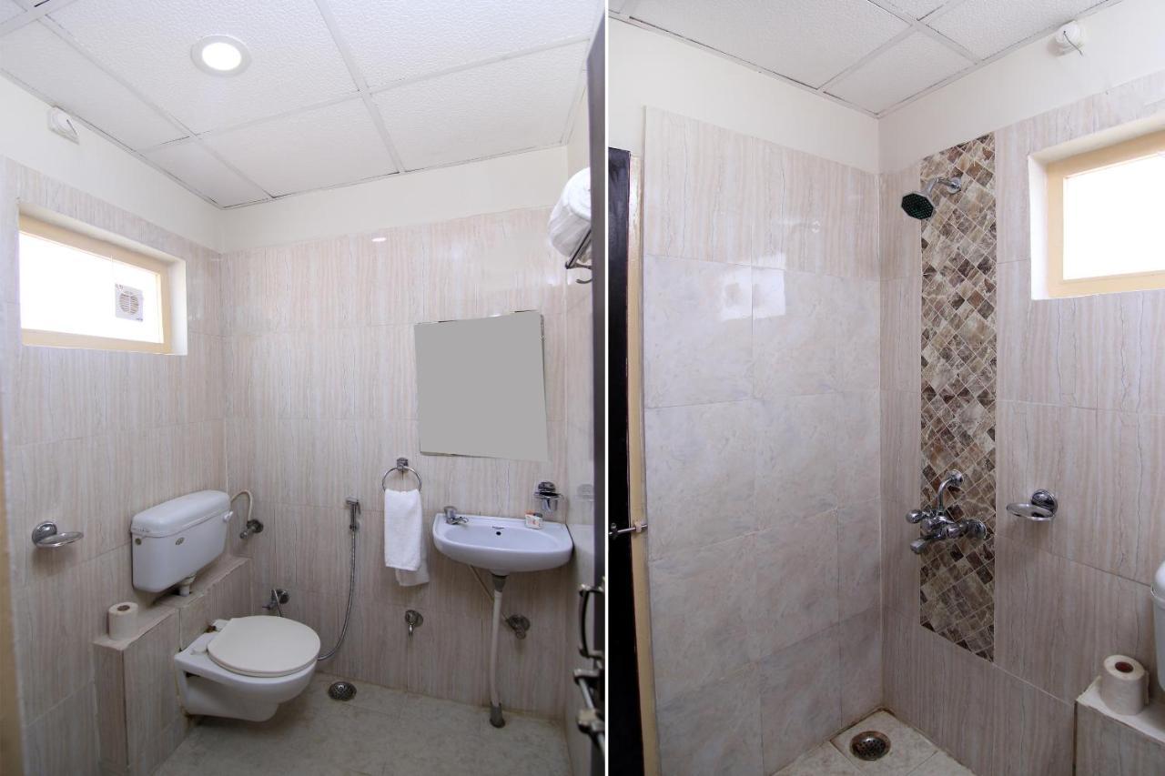 Hotel R B International Varanasi Ngoại thất bức ảnh